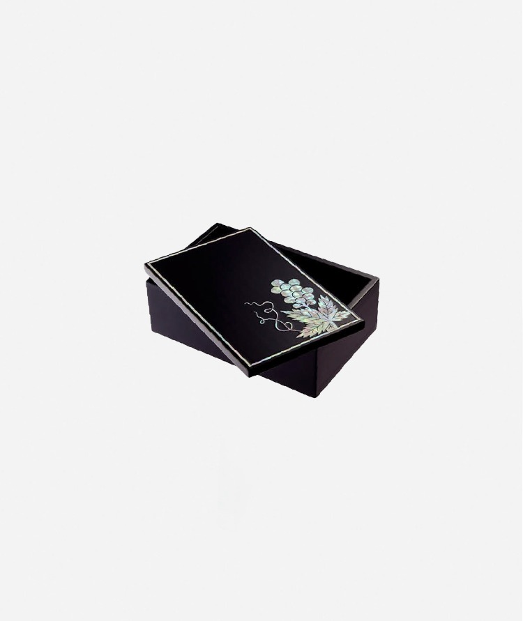 포도문 명함함 Business Card Box with Grape Design in Mother-of-Pearl Inlay